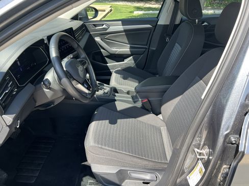 Used 2025 Volkswagen Jetta S FWD image 15