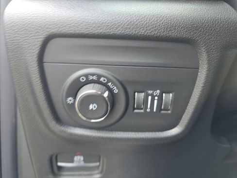 New 2025 Jeep Grand Cherokee Limited w/ Black Appearance Package image 27