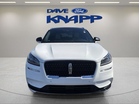 Used 2022 Lincoln Corsair Reserve w/ Equipment Group 201A AWD/4WD image 2