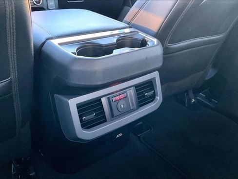 Used 2025 Ford F250 Lariat w/ Chrome Package image 11