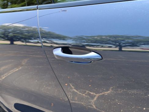 Certified 2026 Porsche Cayenne E-Hybrid Coupe AWD/4WD image 17
