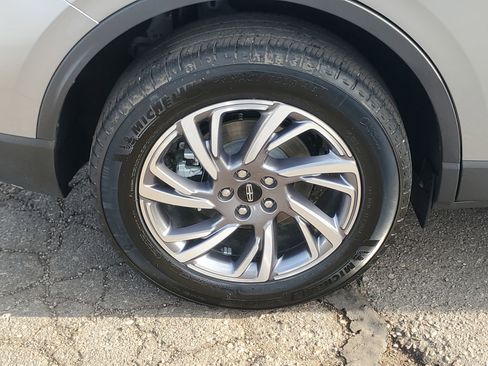 Certified 2024 Lincoln Corsair Premiere w/ Equipment Group 101A image 7