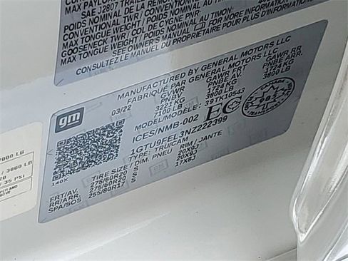 Used 2022 GMC Sierra 1500 Denali w/ Driver Alert Package II image 34