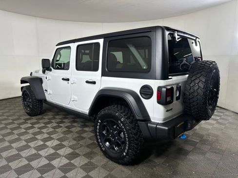 Used 2023 Jeep Wrangler Unlimited w/ Cold Weather Group image 5