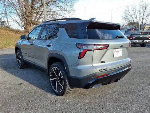 New 2026 Chevrolet Equinox RS w/ Convenience Package III FWD image 3