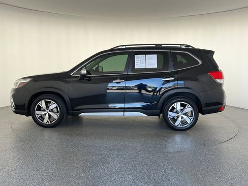 Used 2019 Subaru Forester Touring AWD/4WD image 7
