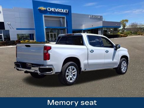 Used 2023 Chevrolet Silverado 1500 LTZ AWD/4WD image 27