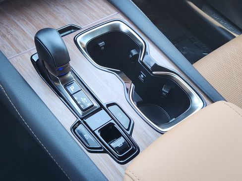 Certified 2025 Lexus RX 350 Premium Plus w/ Accessory Package (Z1) image 21