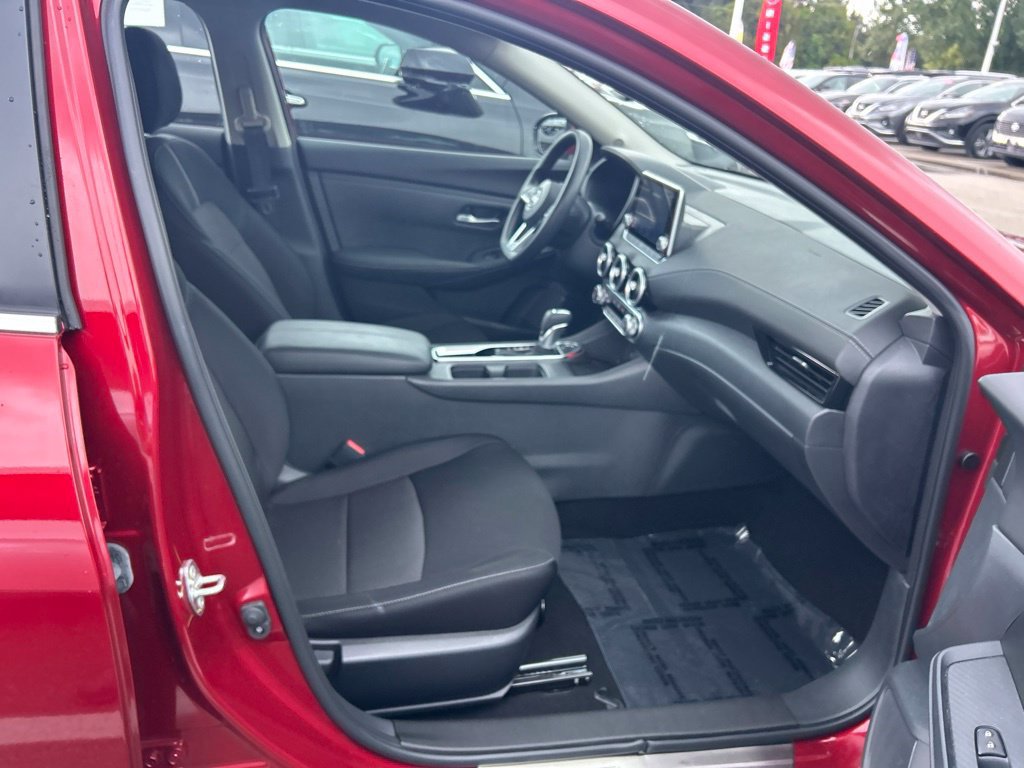 Certified 2024 Nissan Sentra SV w/ Lighting Package FWD image 39