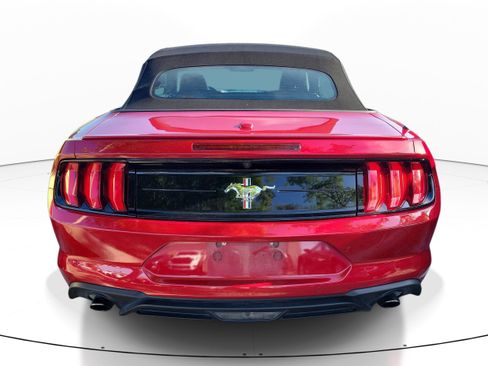 Used 2020 Ford Mustang Premium w/ Equipment Group 201A RWD image 5
