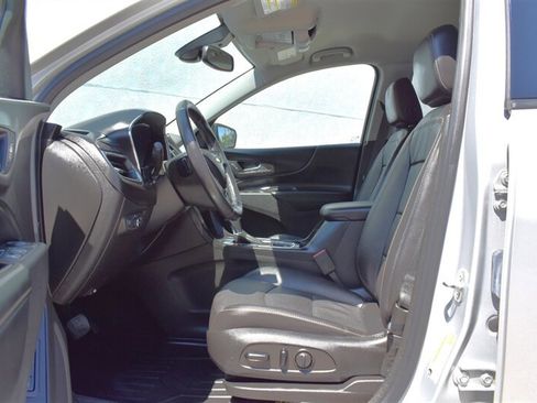 Used 2021 Chevrolet Equinox Premier w/ Redline Edition AWD/4WD image 10