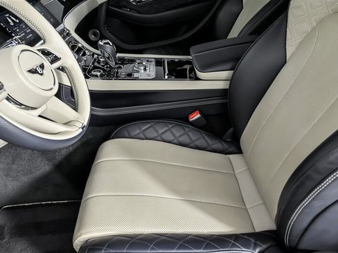Used 2021 Bentley Continental GT AWD/4WD image 22