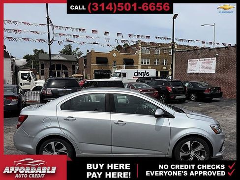 Used 2018 Chevrolet Sonic Premier FWD image 6