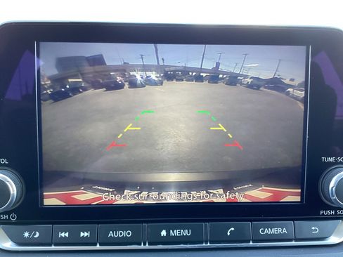 Used 2023 Nissan Rogue SV image 19