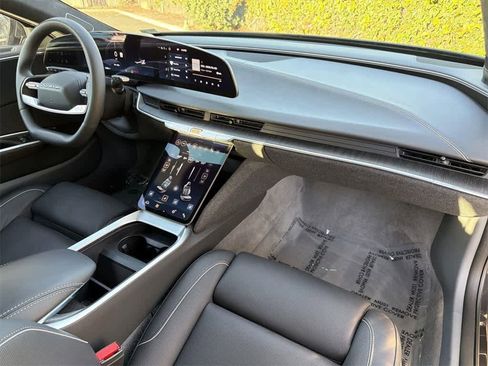 Used 2024 Lucid Air Touring image 41