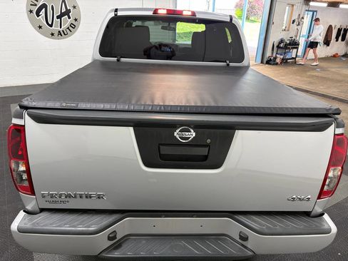Used 2021 Nissan Frontier S AWD/4WD image 5