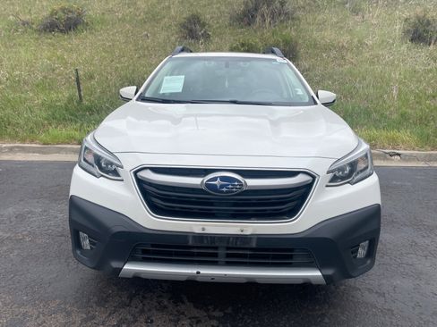 Used 2022 Subaru Outback Limited AWD/4WD image 2