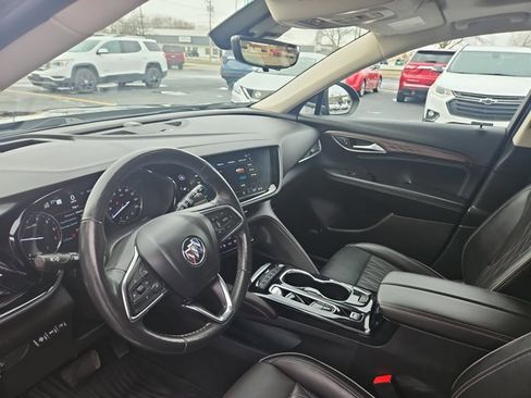 Used 2022 Buick Envision Avenir w/ Technology Package II image 10