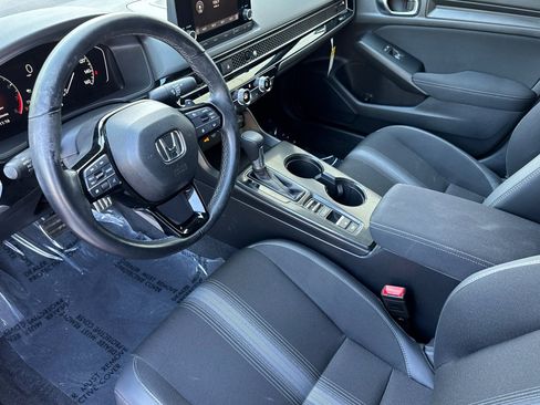 Used 2024 Honda Civic Sport image 4