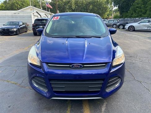 Used 2016 Ford Escape SE image 6