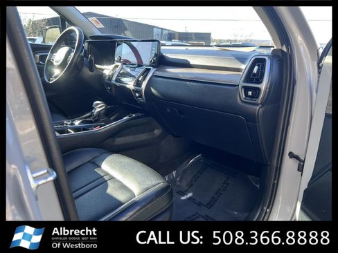 Used 2022 Kia Sorento S w/ Panoramic Sunroof Package image 20