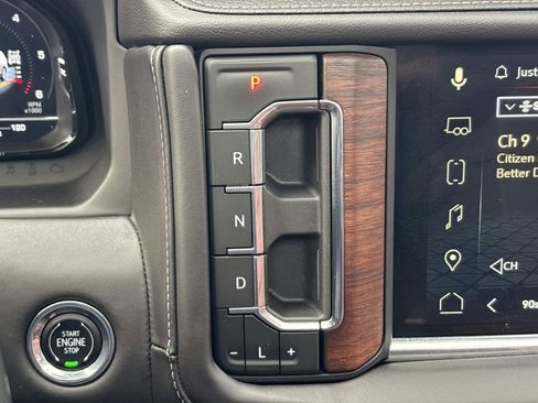 Certified 2023 GMC Yukon Denali Ultimate image 21