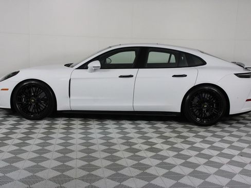 Certified 2026 Porsche Panamera GTS AWD/4WD image 2