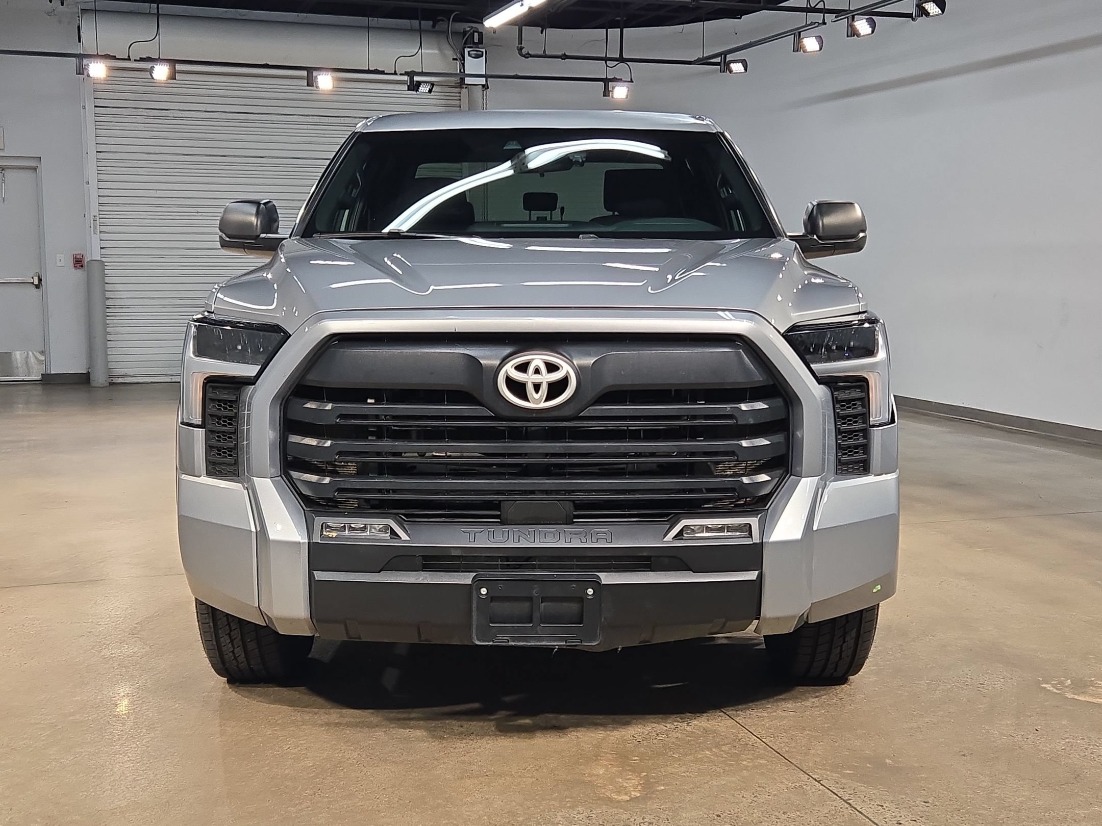 Used 2025 Toyota Tundra SR5 w/ SX Package RWD image 2