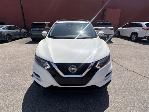 Used 2021 Nissan Rogue Sport SL image 9