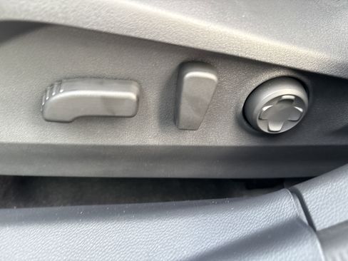 New 2025 Subaru Legacy Limited image 17