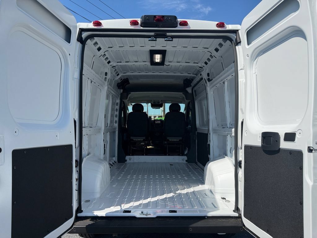 New 2026 RAM ProMaster 1500 w/ Safety Group FWD image 16