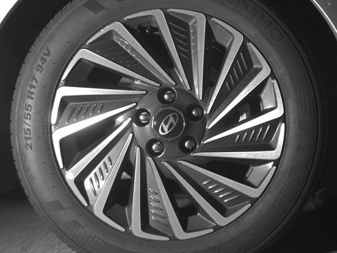 Used 2025 Hyundai Sonata SEL image 13