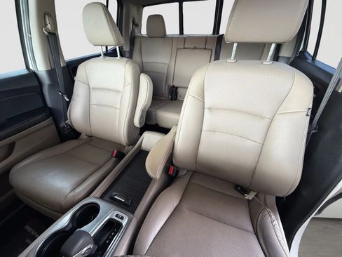 Used 2019 Honda Ridgeline RTL image 11