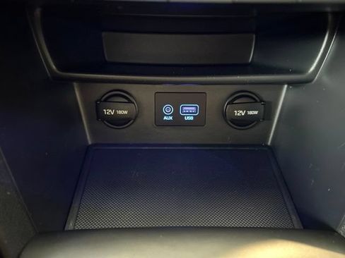 Used 2018 Hyundai Kona Limited AWD/4WD image 8