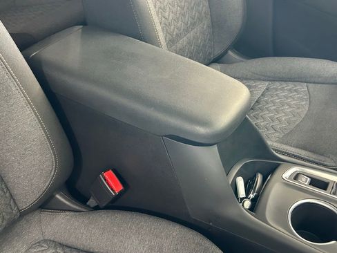 Used 2022 Chevrolet Equinox LT image 38