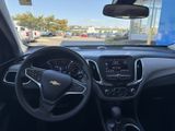 Used 2023 Chevrolet Equinox LT image 2