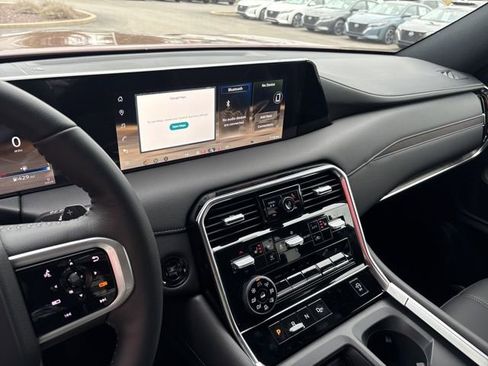 New 2026 Nissan Armada SL w/ Captain's Chari Seat Package image 25