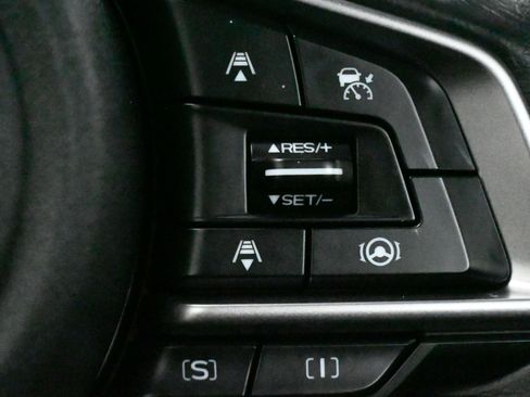 Used 2023 Subaru Forester Premium image 31