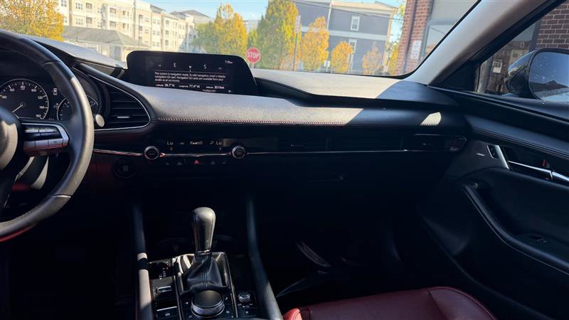 Used 2023 MAZDA MAZDA3 s FWD image 22