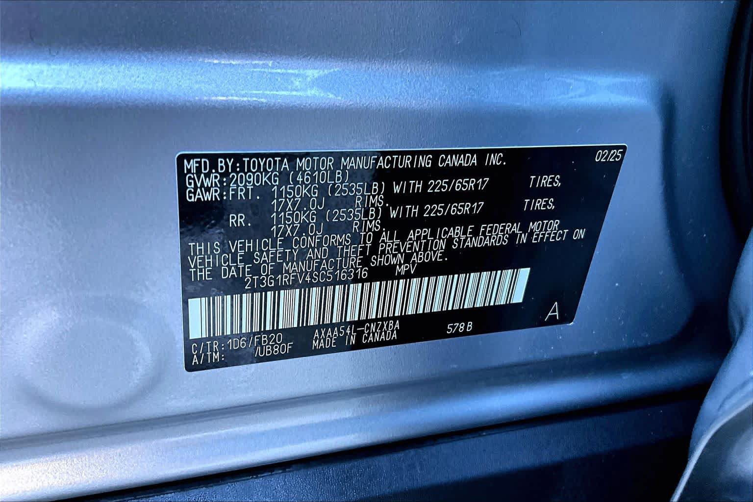 Certified 2025 Toyota RAV4 LE AWD/4WD image 33