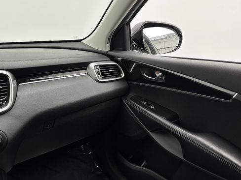 Used 2019 Kia Sorento L image 25