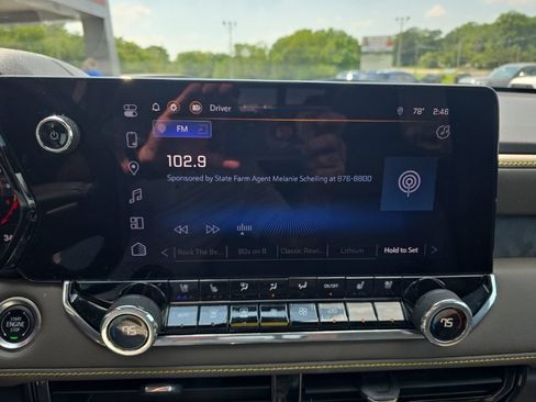 Used 2024 Chevrolet Colorado ZR2 w/ ZR2 Convenience Package III AWD/4WD image 26