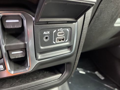 New 2026 Jeep Gladiator Sport image 37