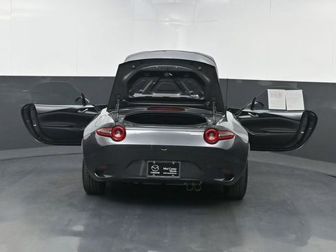 Used 2025 MAZDA MX-5 Miata Grand Touring RWD image 39