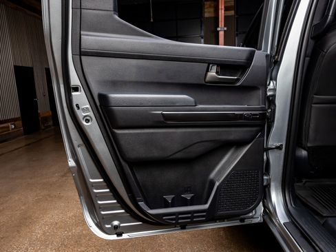 Used 2025 Toyota Tacoma TRD Off-Road image 37