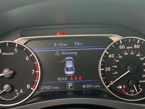 Used 2025 Nissan Altima 2.5 SV image 40