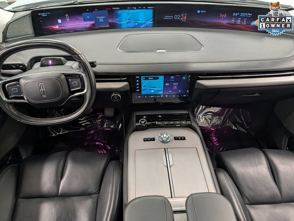 Used 2025 Lincoln Navigator Reserve AWD/4WD image 25