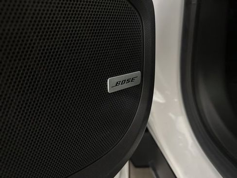 Used 2022 Chevrolet TrailBlazer RS w/ Sun and Liftgate Package image 12