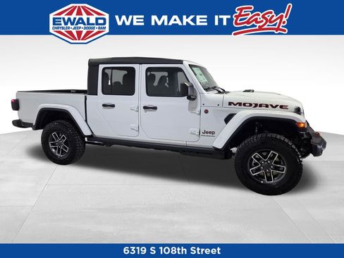 New 2026 Jeep Gladiator Mojave w/ Safety Group AWD/4WD image 25