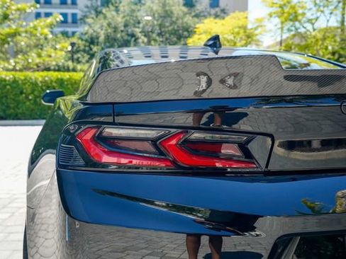 Used 2018 Chevrolet Camaro ZL1 RWD image 44